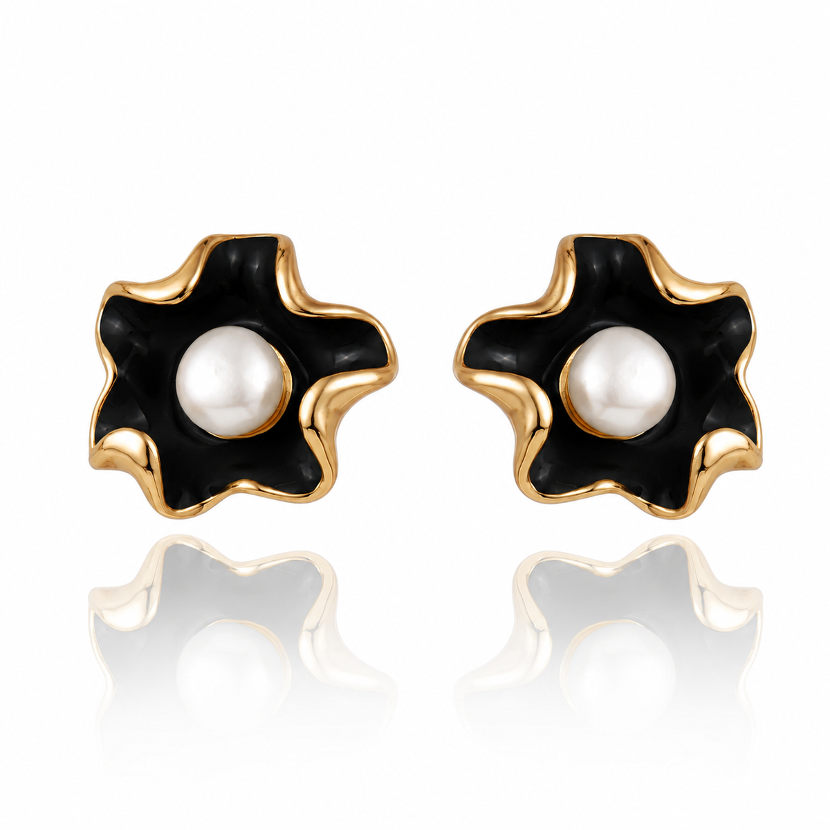 BRINCO FLOWER PEROLA PRETO Ouro